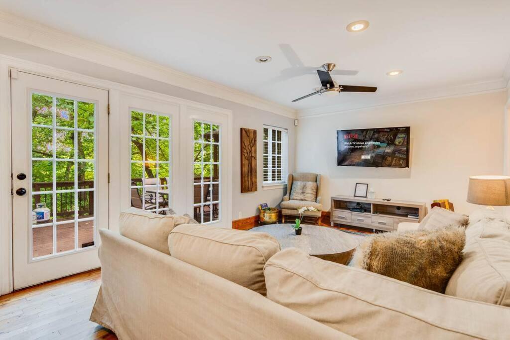 Stunning Atl 5Bdr Home Near Cdc Emory Sleeps 12アトランタ エクステリア 写真