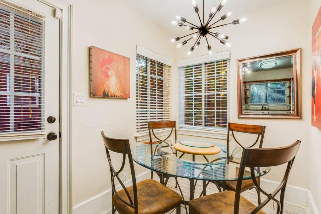 Stunning Atl 5Bdr Home Near Cdc Emory Sleeps 12アトランタ エクステリア 写真