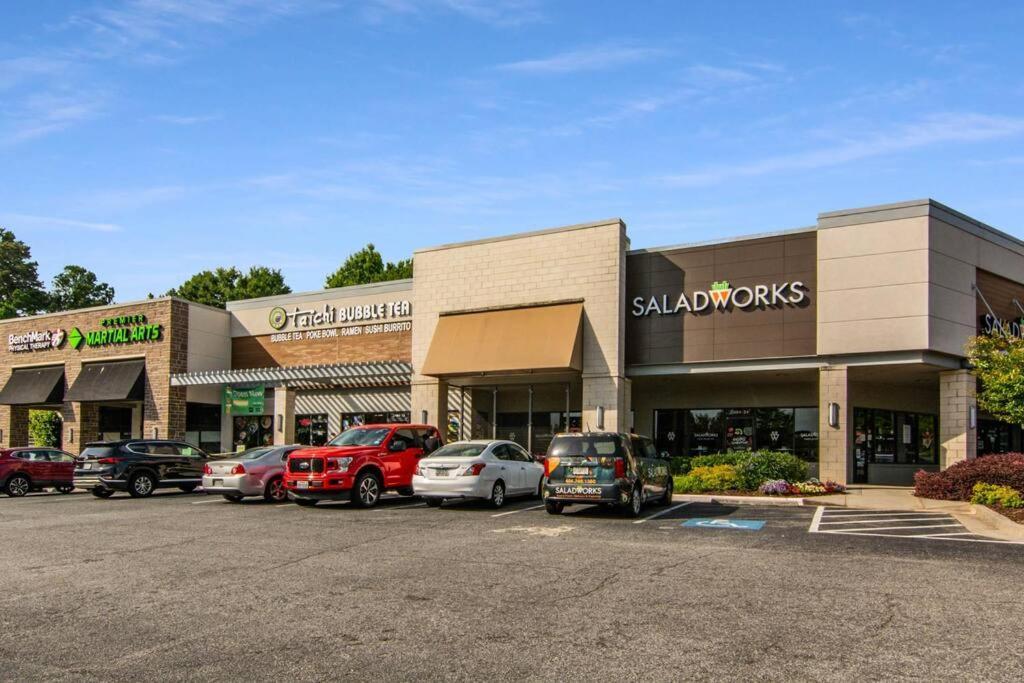 Stunning Atl 5Bdr Home Near Cdc Emory Sleeps 12アトランタ エクステリア 写真